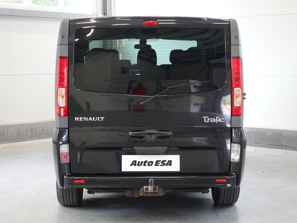 Renault Trafic 2.0dCi Passenger