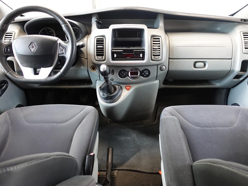 Renault Trafic 2.0dCi Passenger