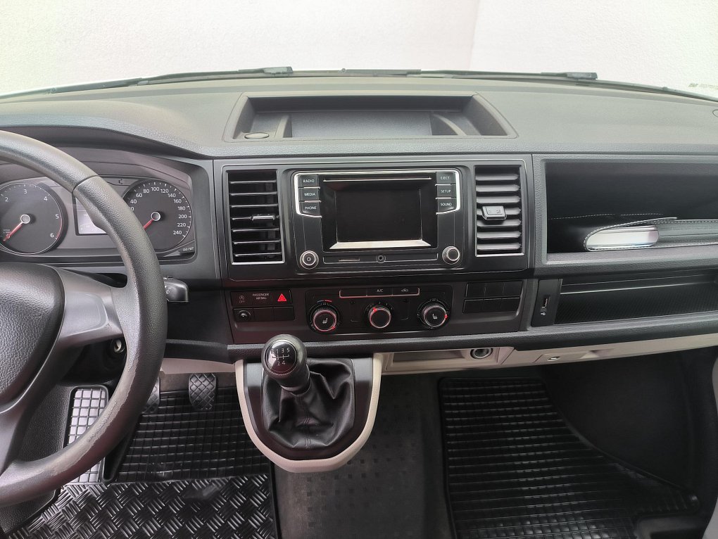 Volkswagen Transporter 2.0TDi 