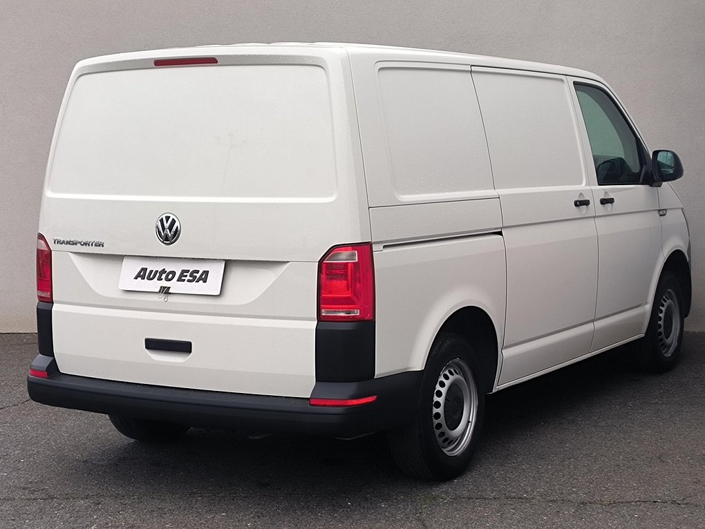 Volkswagen Transporter 2.0TDi 