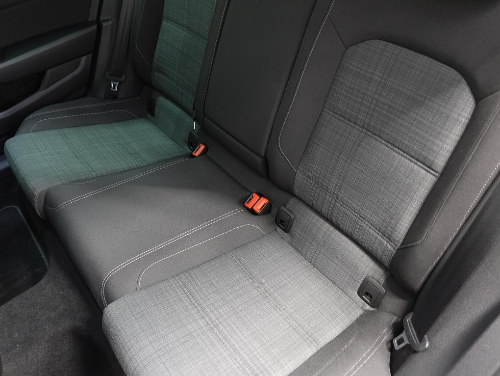 Volkswagen Passat 2.0 TDi 