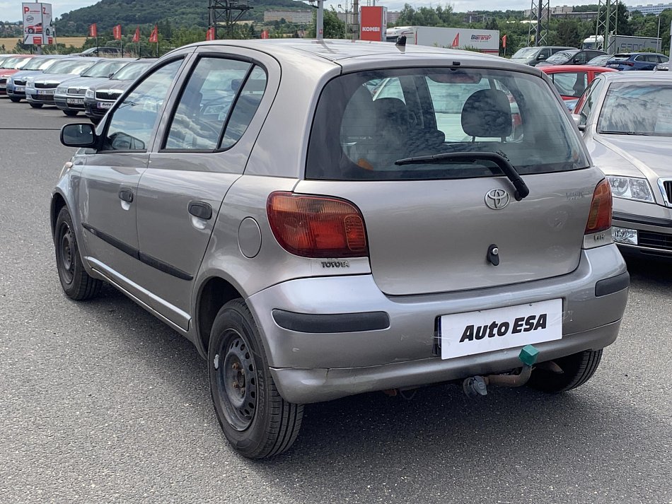 Toyota Yaris 1.0 i 