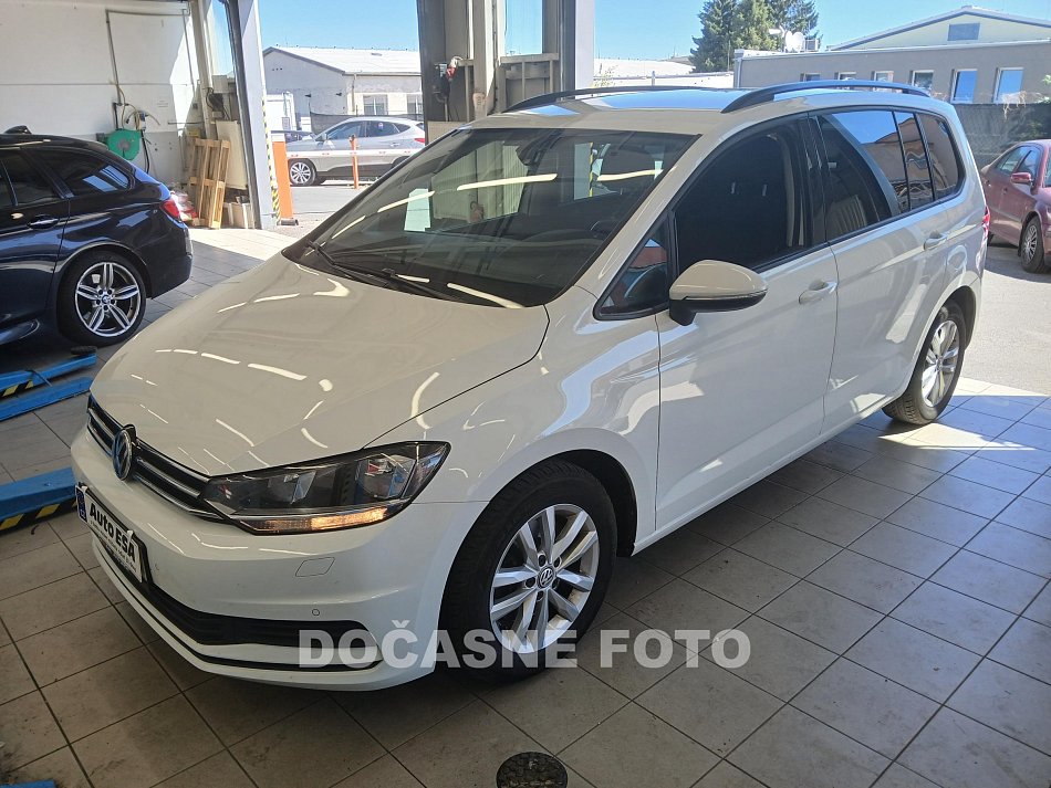 Volkswagen Touran 2.0 TDi 