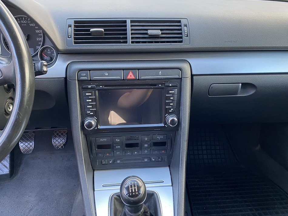 Audi A4 2.0 FSI 
