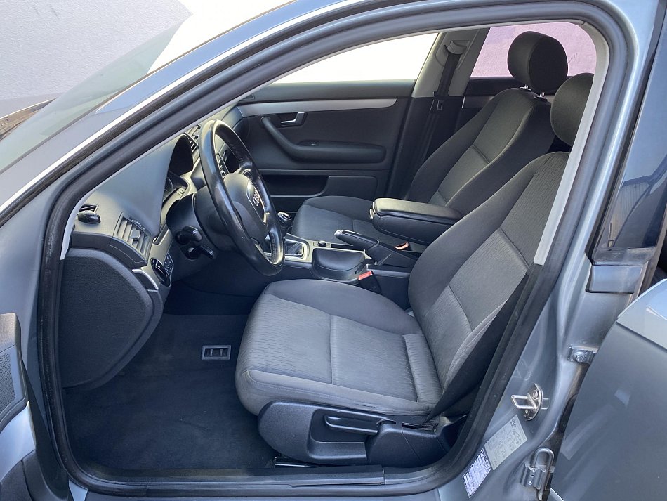 Audi A4 2.0 FSI 