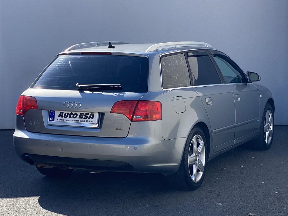 Audi A4 2.0 FSI 