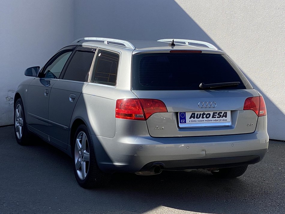 Audi A4 2.0 FSI 