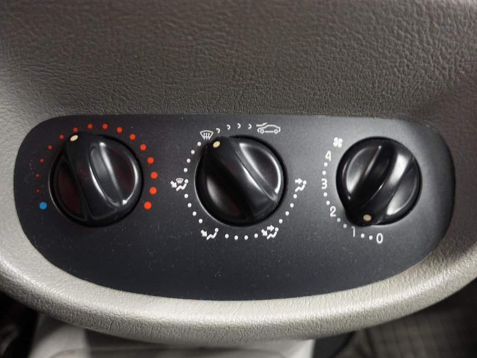 Renault Thalia 1.5 dCi 