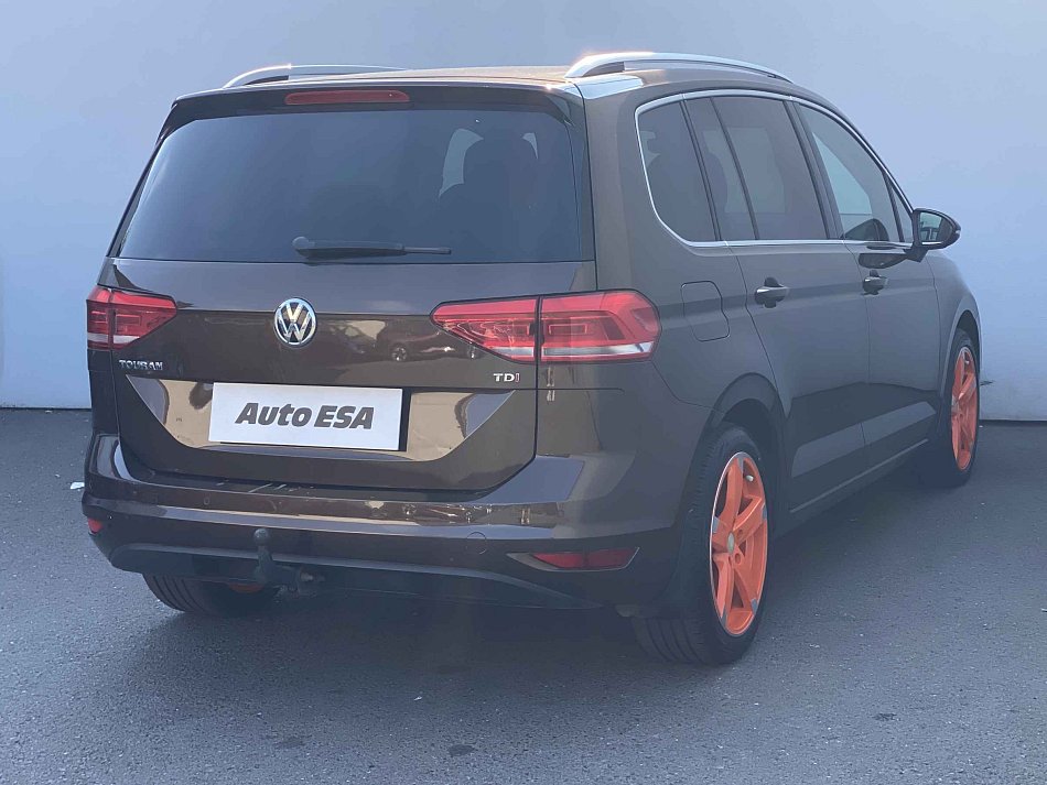 Volkswagen Touran 1.6 TDi 
