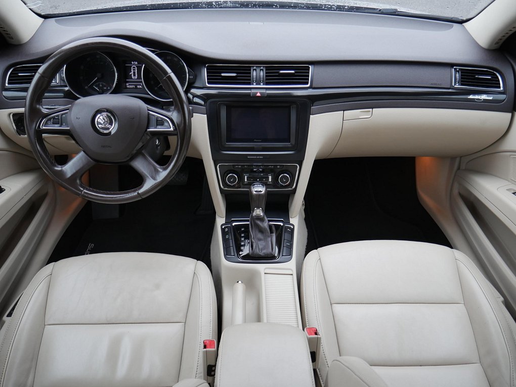 Škoda Superb II 3.6 L&K