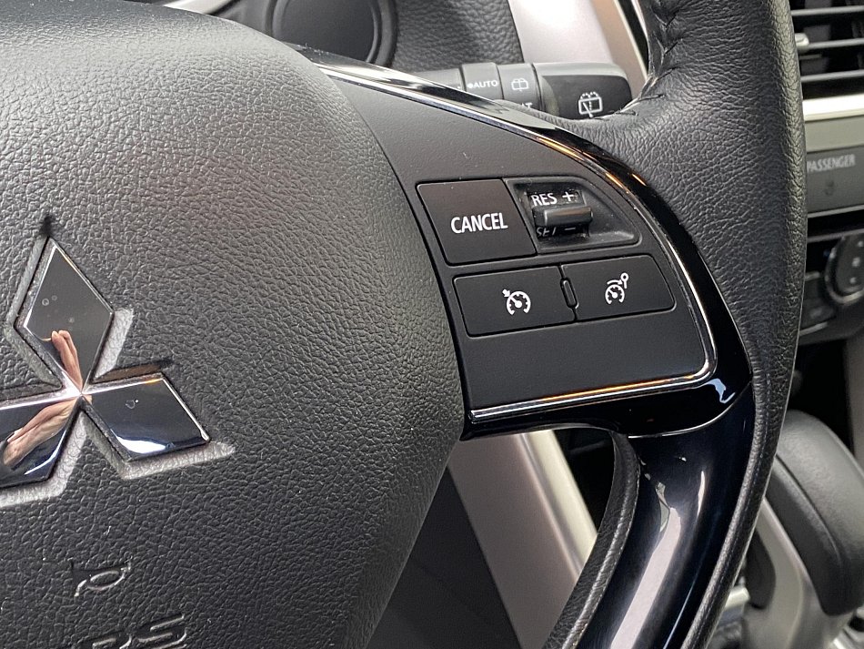 Mitsubishi Eclipse Cross 1.5 T-MiVEC  2WD