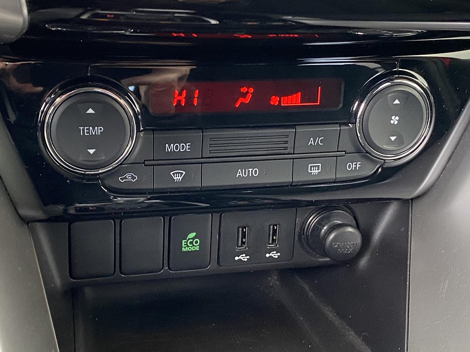 Mitsubishi Eclipse Cross 1.5 T-MiVEC  2WD