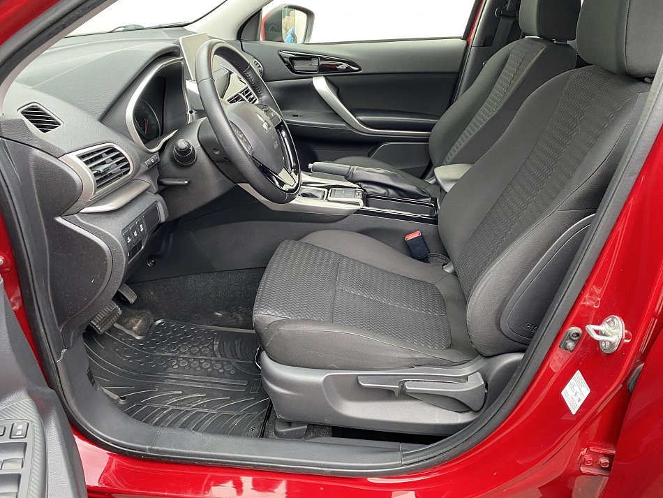 Mitsubishi Eclipse Cross 1.5 T-MiVEC  2WD