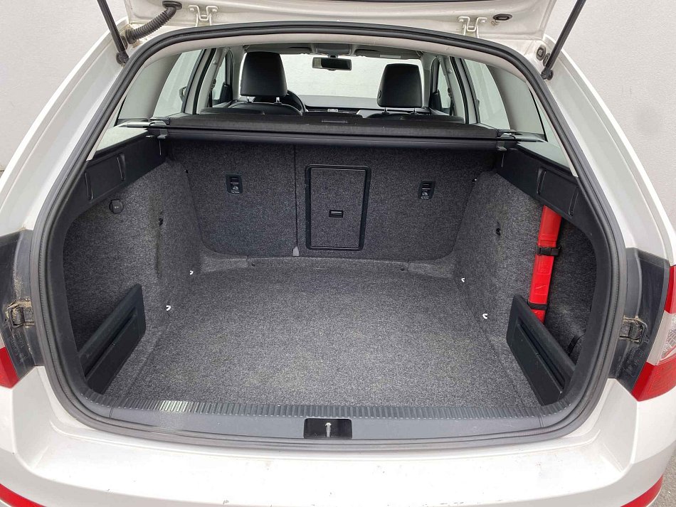Škoda Octavia III 1.4 TSi Elegance