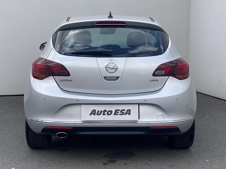 Opel Astra 2.0 CDTi Sport