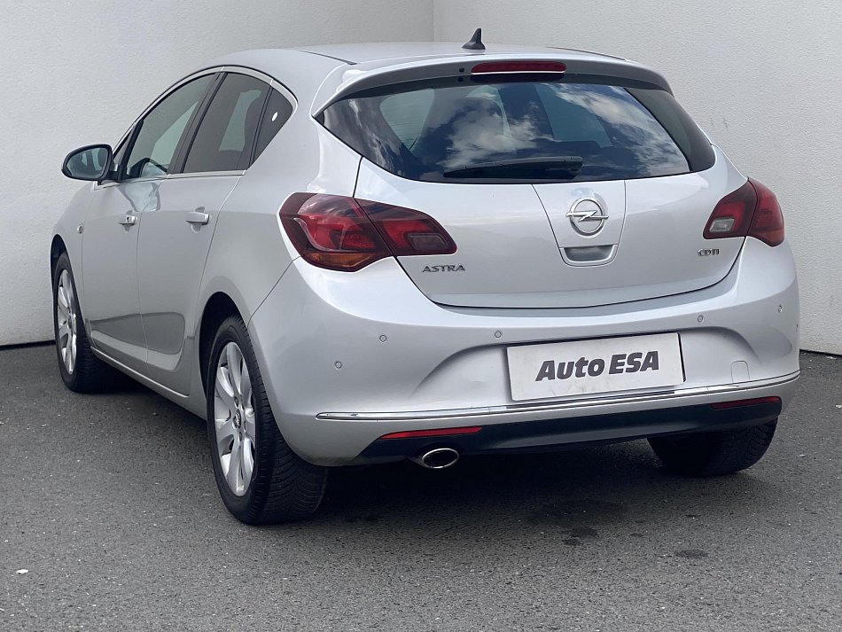 Opel Astra 2.0 CDTi Sport