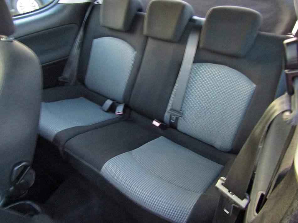 Peugeot 206 1.4i 