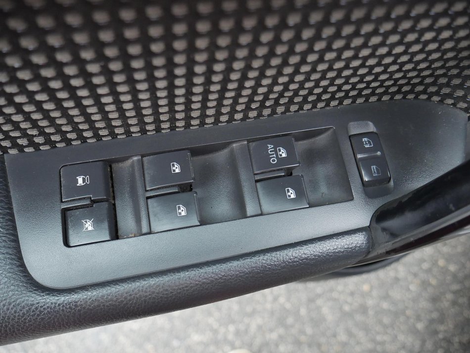 Chevrolet Captiva 2.0CTDI  4x4, 7míst