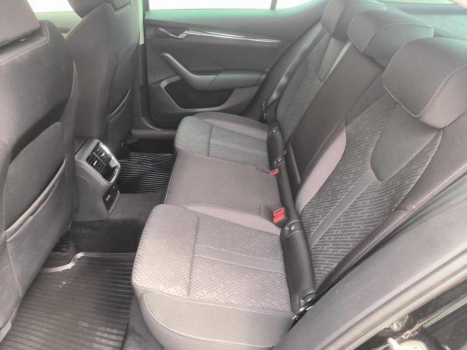 Škoda Octavia IV 2.0TDi Style