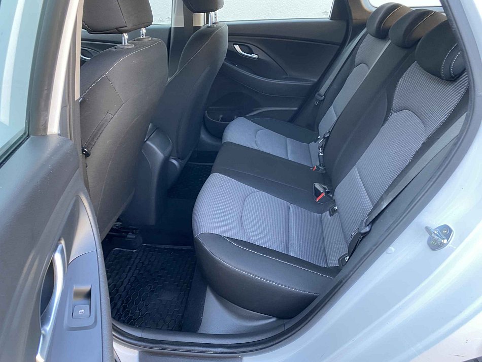 Hyundai I30 1.6 CRDi 