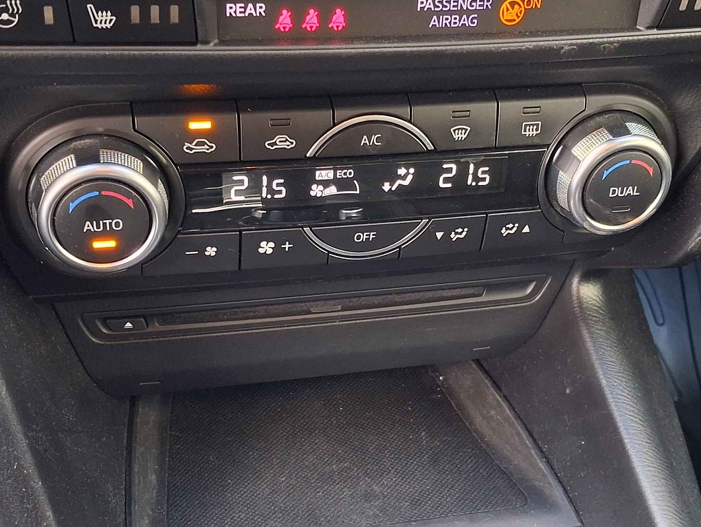 Mazda 3 2.0 i 