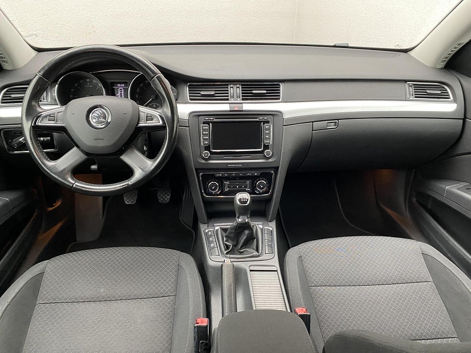 Škoda Superb II 2.0 TDi Ambition