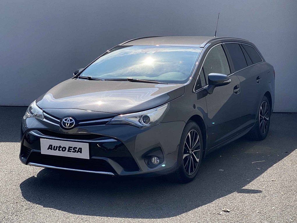 Toyota Avensis 1.8 Active