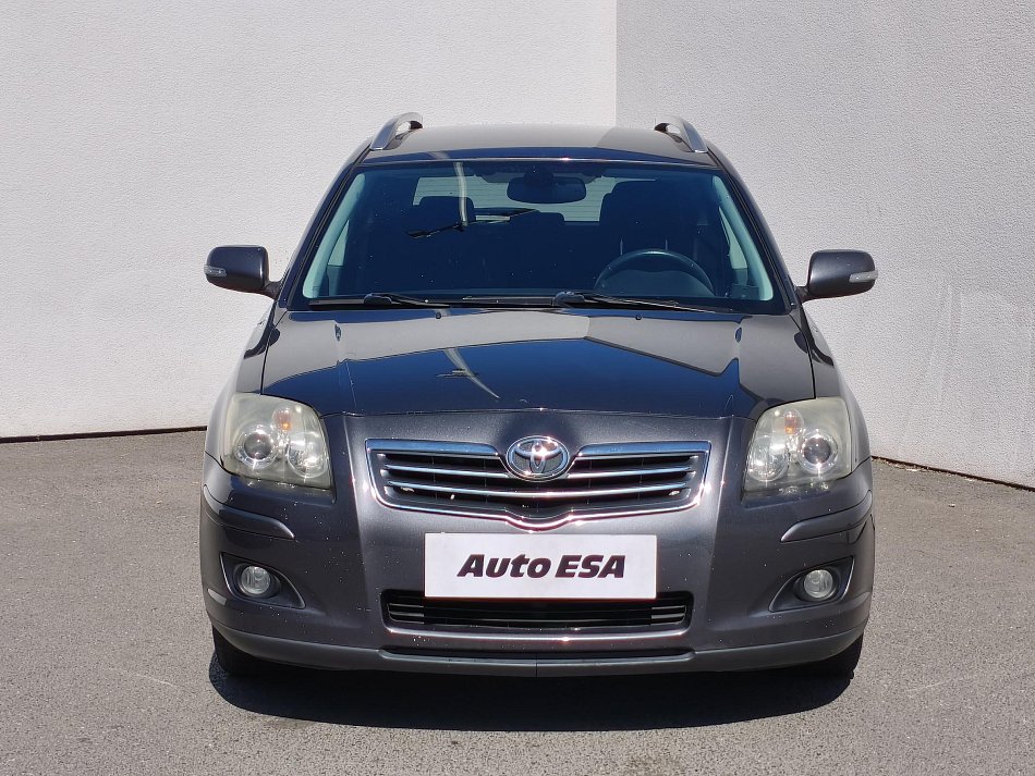 Toyota Avensis 2.2D-CAT 