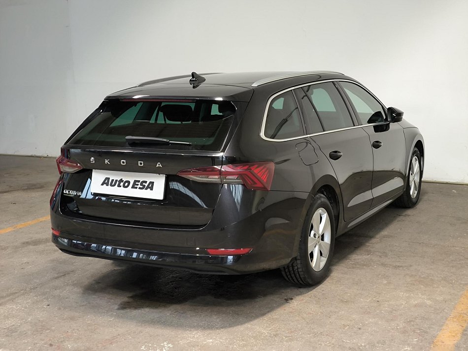 Škoda Octavia IV 1.5 TSi Ambition