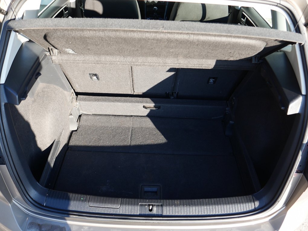 Volkswagen Sportsvan 2.0TDi Highline