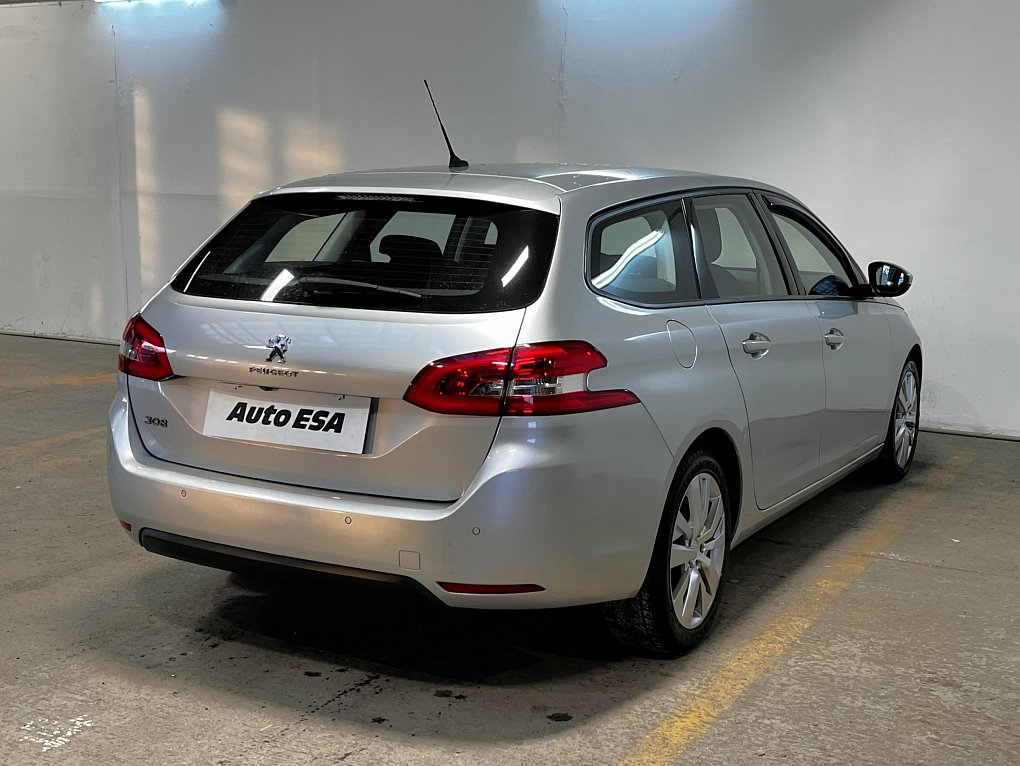 Peugeot 308 1.6 HDi 