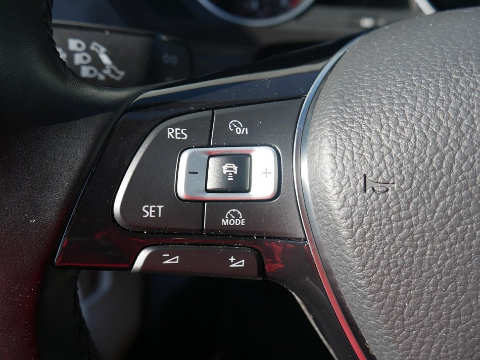 Volkswagen Tiguan 1.4 TSi 