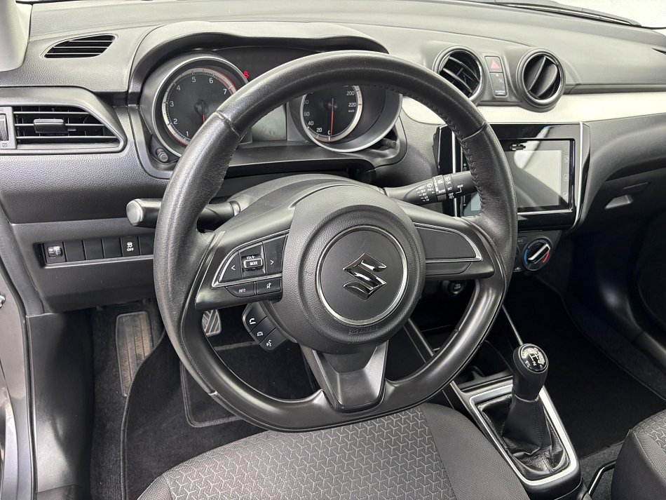 Suzuki Swift 1.0 i 