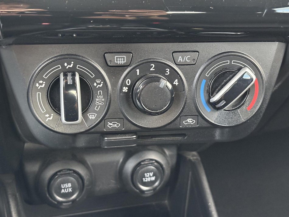 Suzuki Swift 1.0 i 