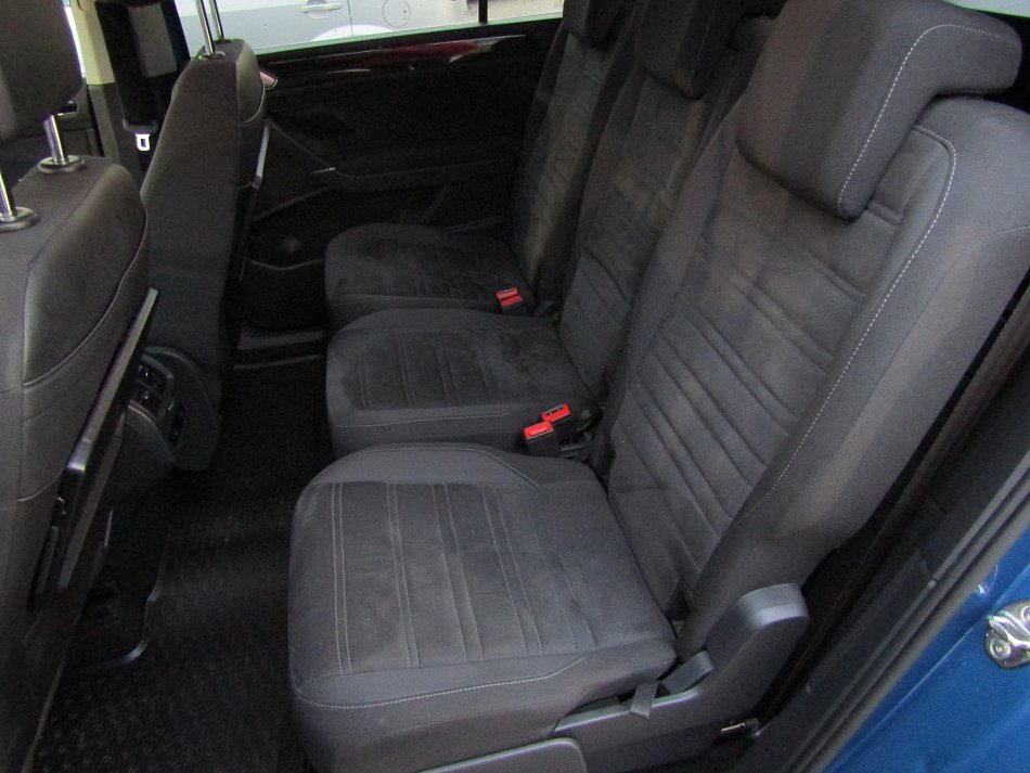 Volkswagen Touran 1.6TDi 