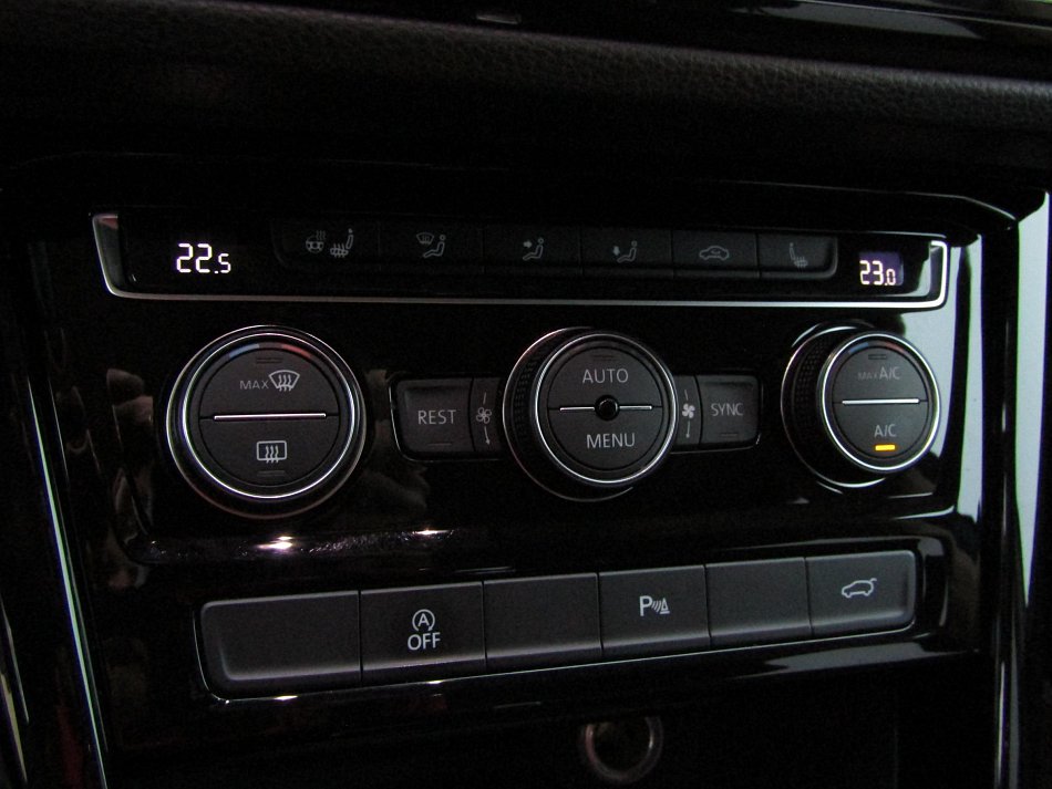 Volkswagen Touran 1.6TDi 