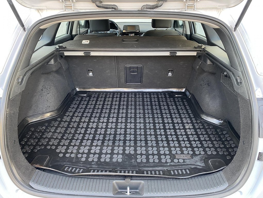 Hyundai I30 1.4 T-GDi 