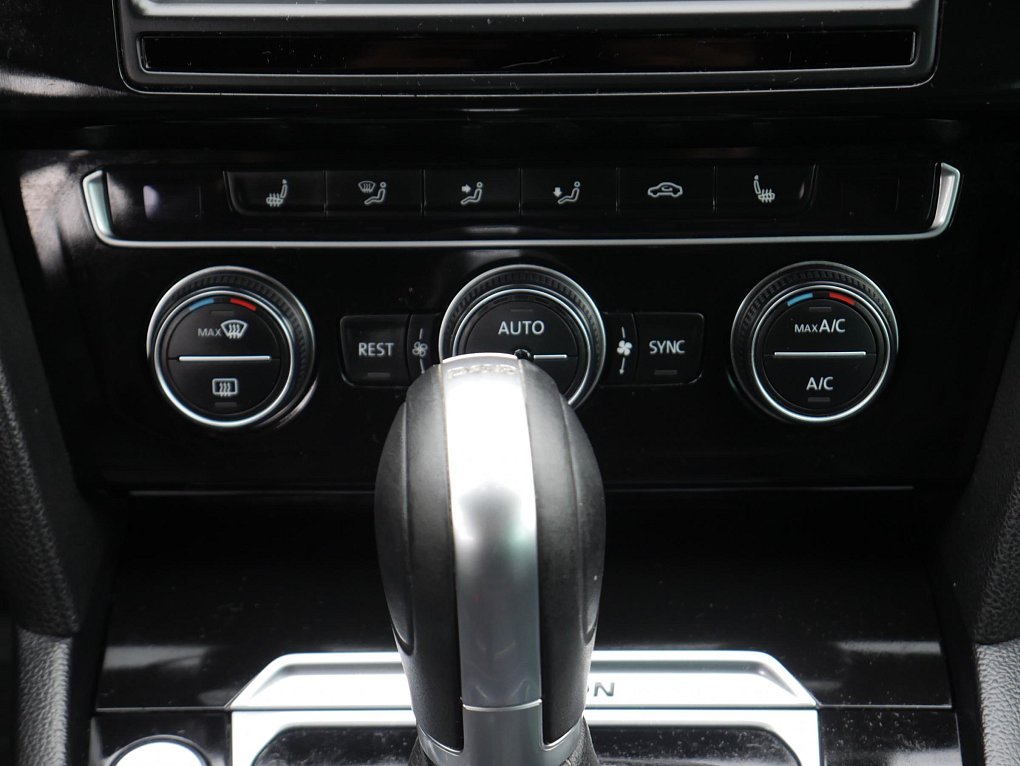 Volkswagen Passat 2.0 Bi-TDi  4x4