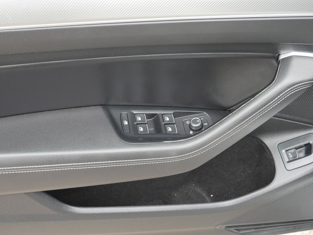 Volkswagen Passat 2.0 Bi-TDi  4x4