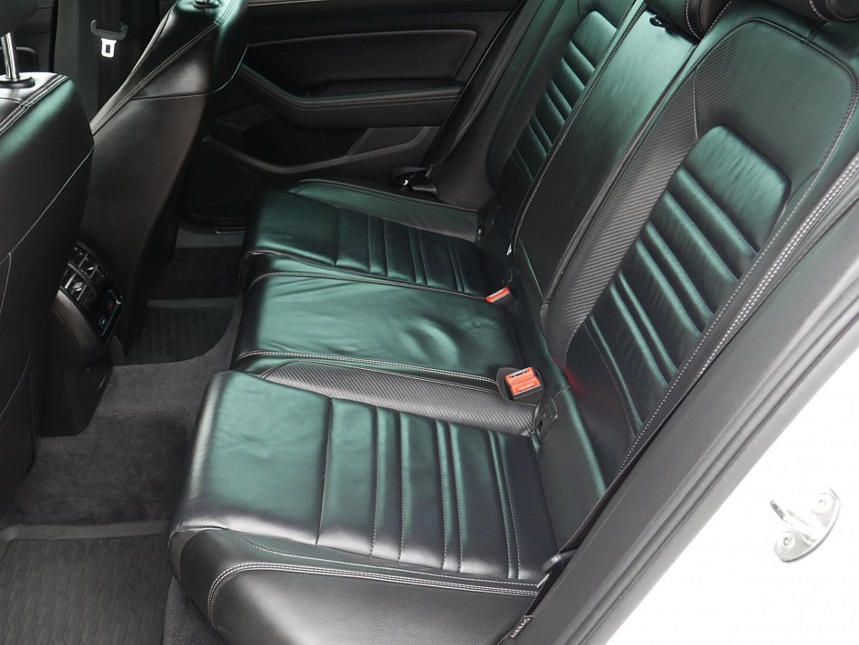 Volkswagen Passat 2.0 Bi-TDi  4x4