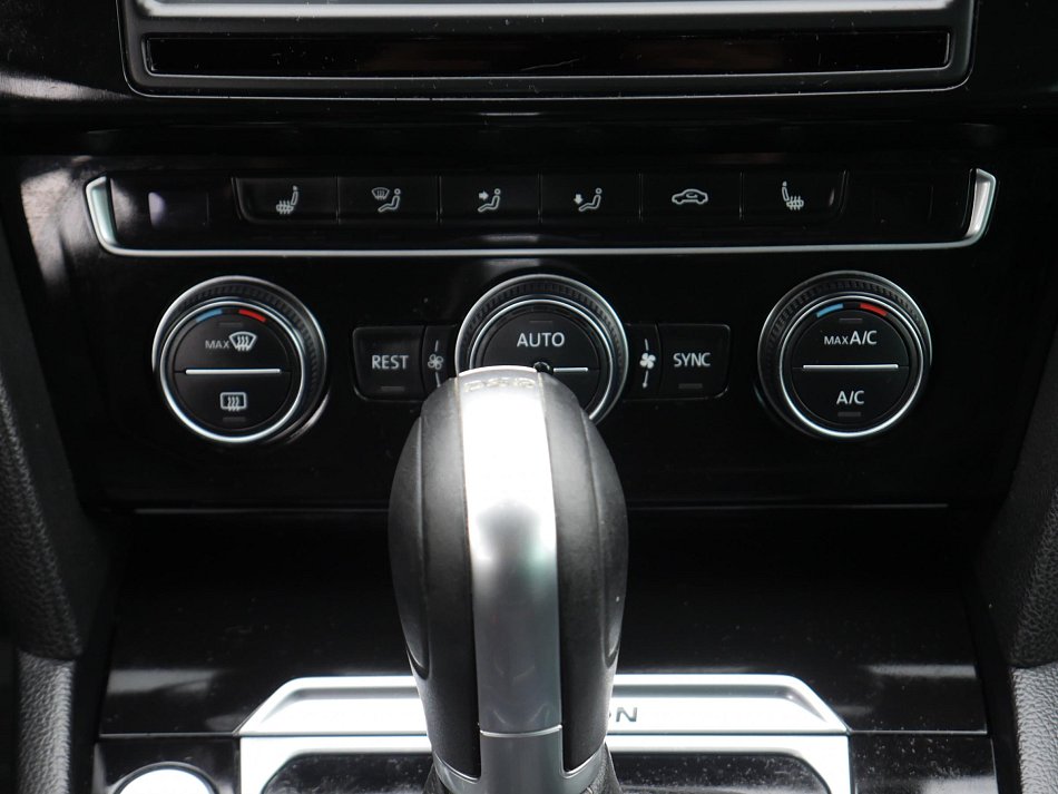 Volkswagen Passat 2.0 Bi-TDi  4x4