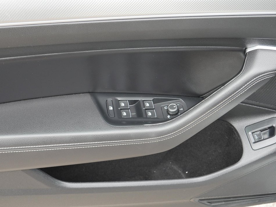 Volkswagen Passat 2.0 Bi-TDi  4x4