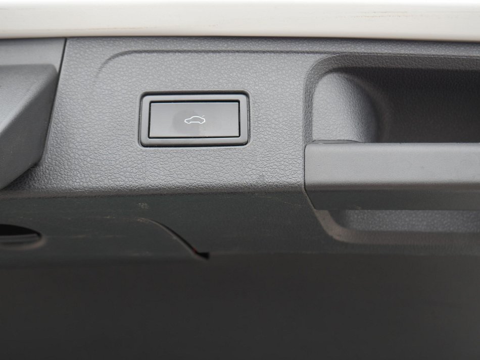 Volkswagen Passat 2.0 Bi-TDi  4x4