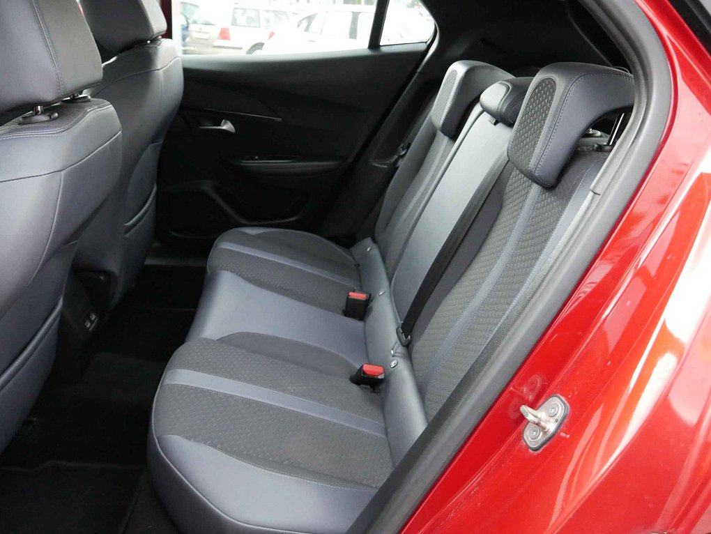 Peugeot 2008 1.2 PT Allure