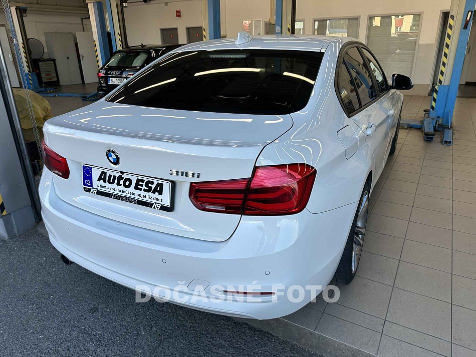 BMW Řada 3 1.8i 