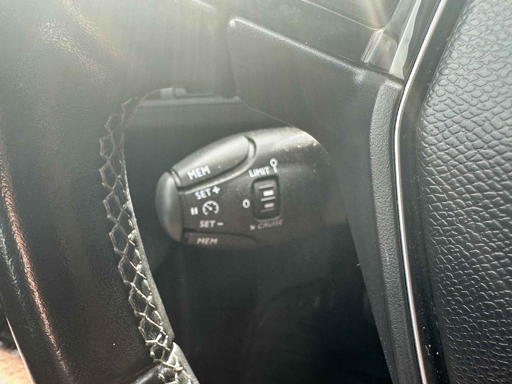 Peugeot 3008 1.6BlueHDi Active