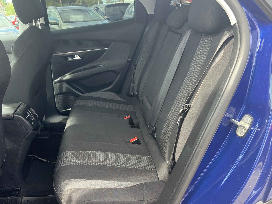 Peugeot 3008 1.6BlueHDi Active