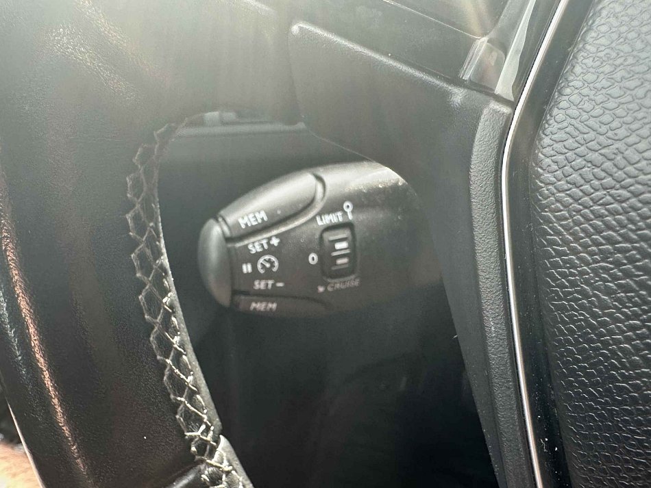 Peugeot 3008 1.6BlueHDi Active