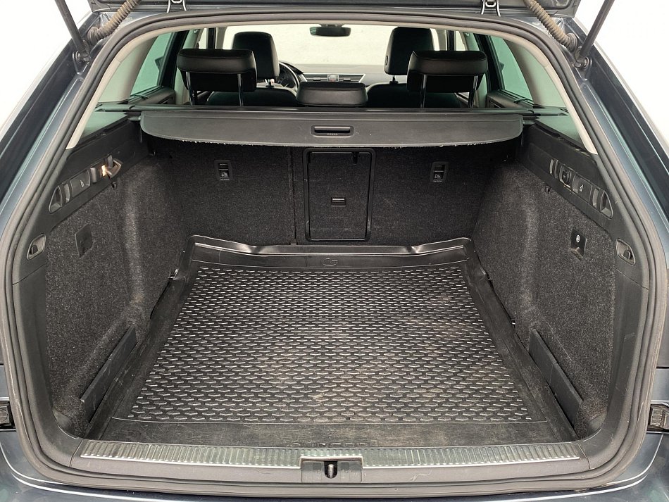 Škoda Superb III 2.0 TDi Style