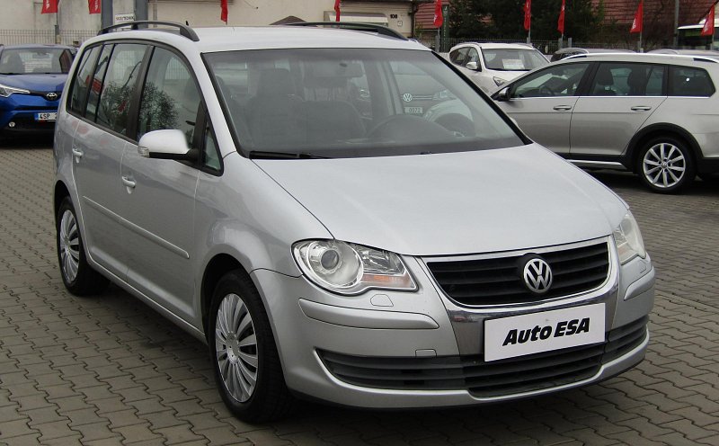 Volkswagen Touran 1.6i 